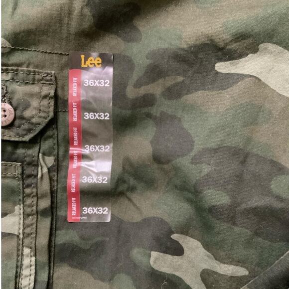 Lee Wyoming Camouflage Cargo Pants Mens 36x32 Relaxed Fit Utility Pockets NWT - Picture 10 of 15